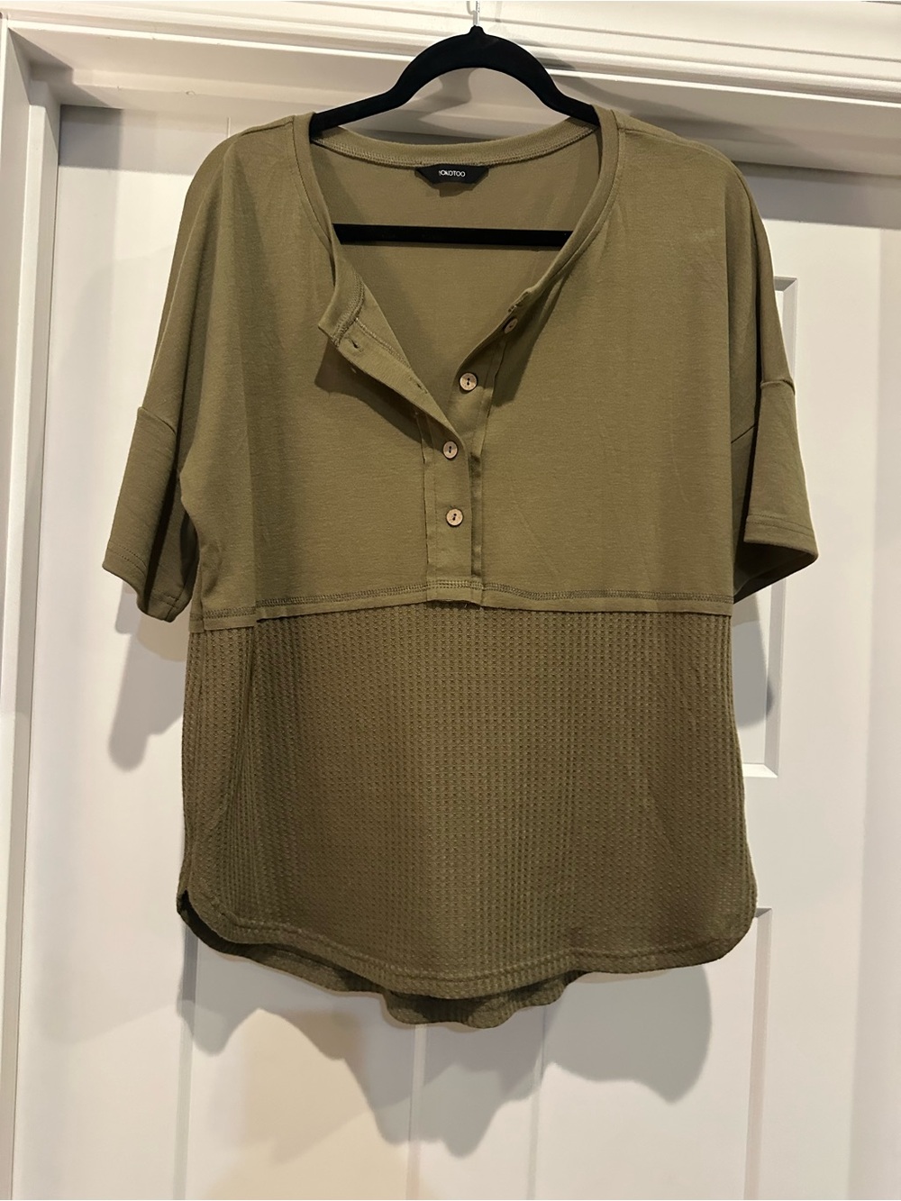 Relaxed Olive Henley Waffle-Panel Short Sleeve Top